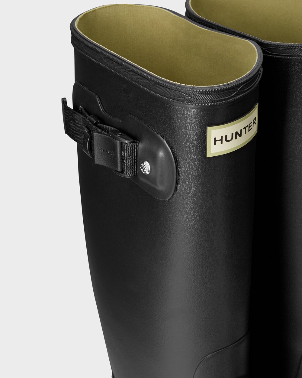 Womens Wide Fit Rain Boots - Hunter Huntress Leg (45AWUKTMR) - Black